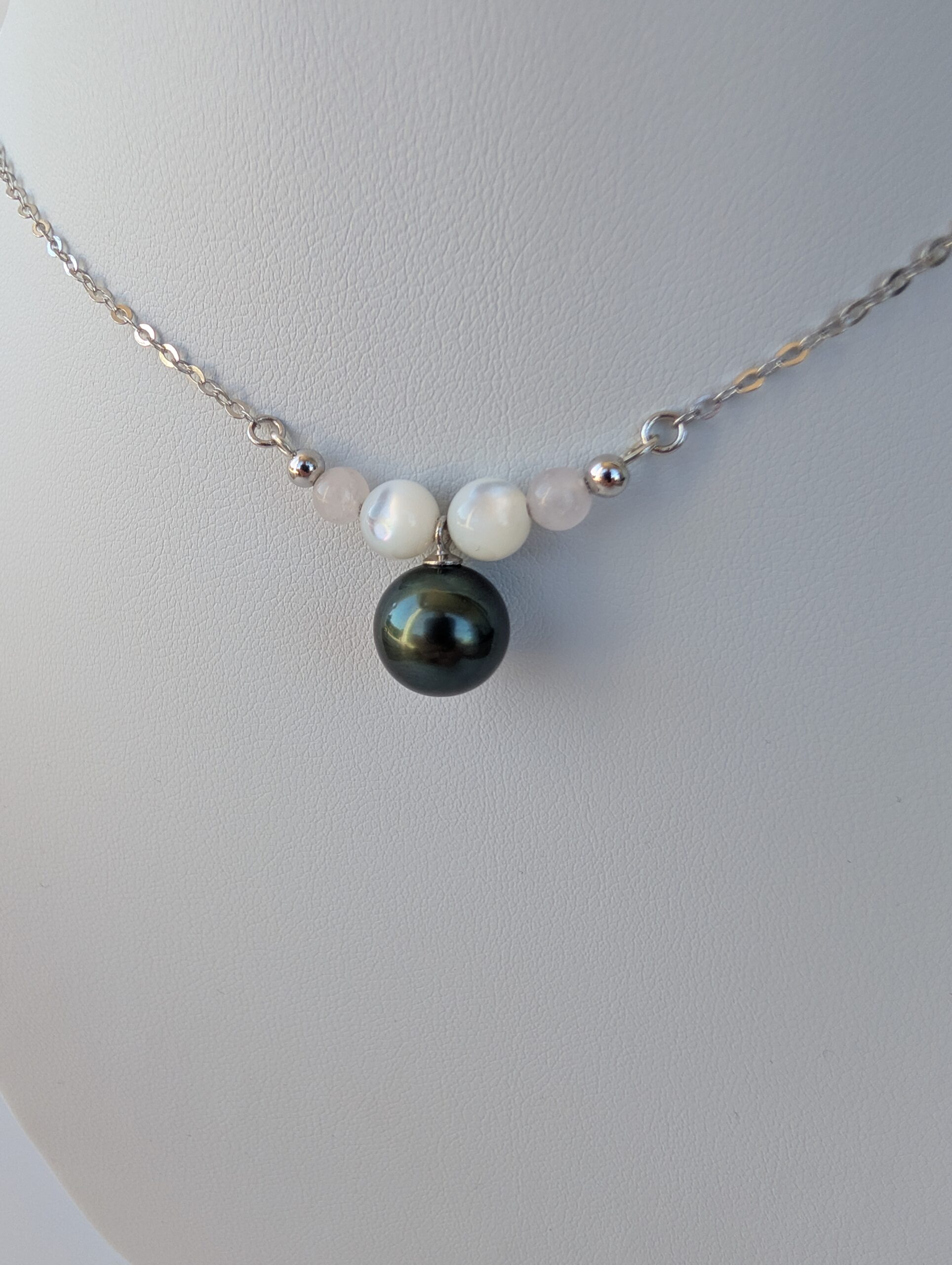 Collier – Perle de Tahiti, nacre et quartz rose – Image 3